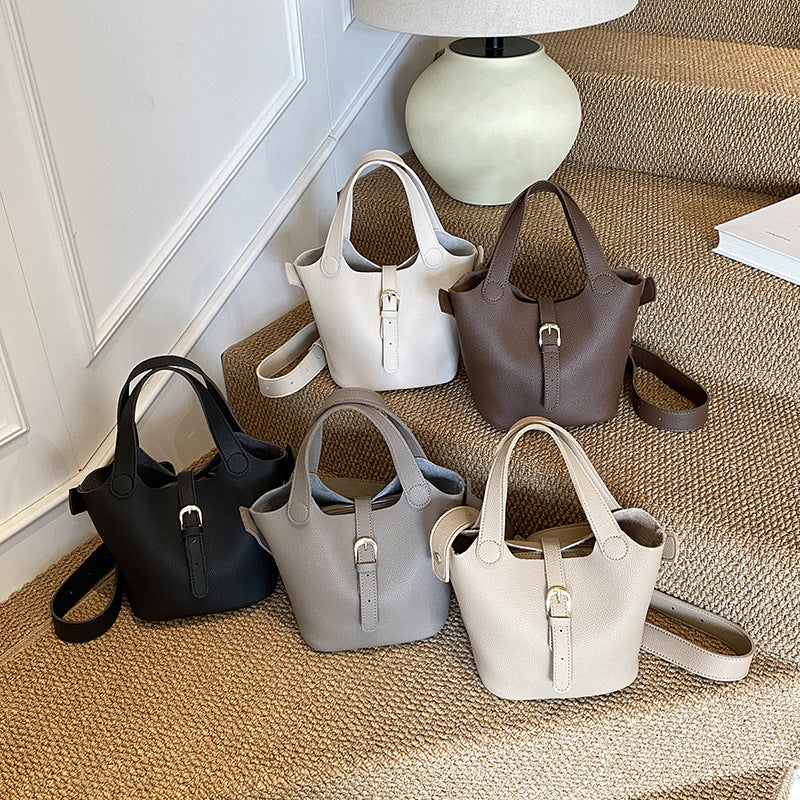 Elegante strukturierte Tasche Brehn