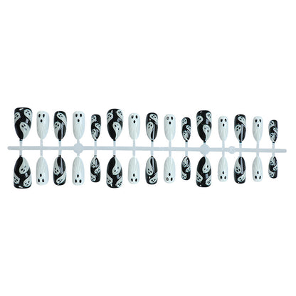 Geister-inspirierte 3D Press-On Nagelkunst Brehn