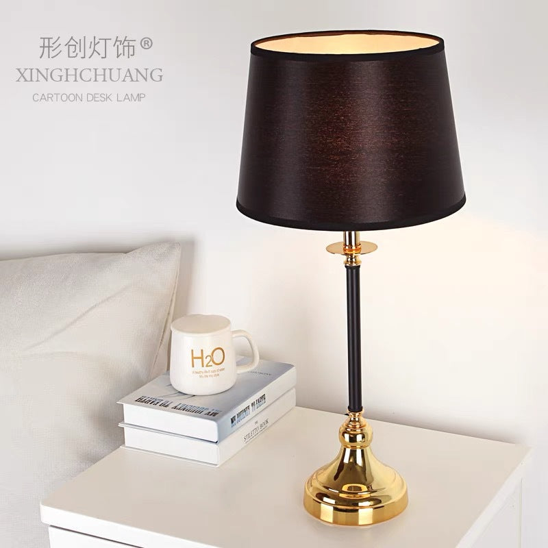Elegante Tischlampe