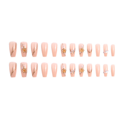 Kunstnagelset mit eleganten floralen und luxuriösen Verzierungen Brehn