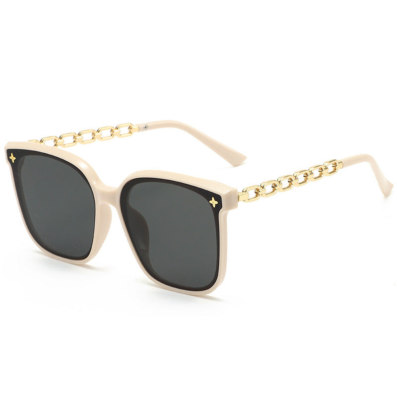 Damen Designer-Sonnenbrille mit eleganten Kettengliedern Brehn