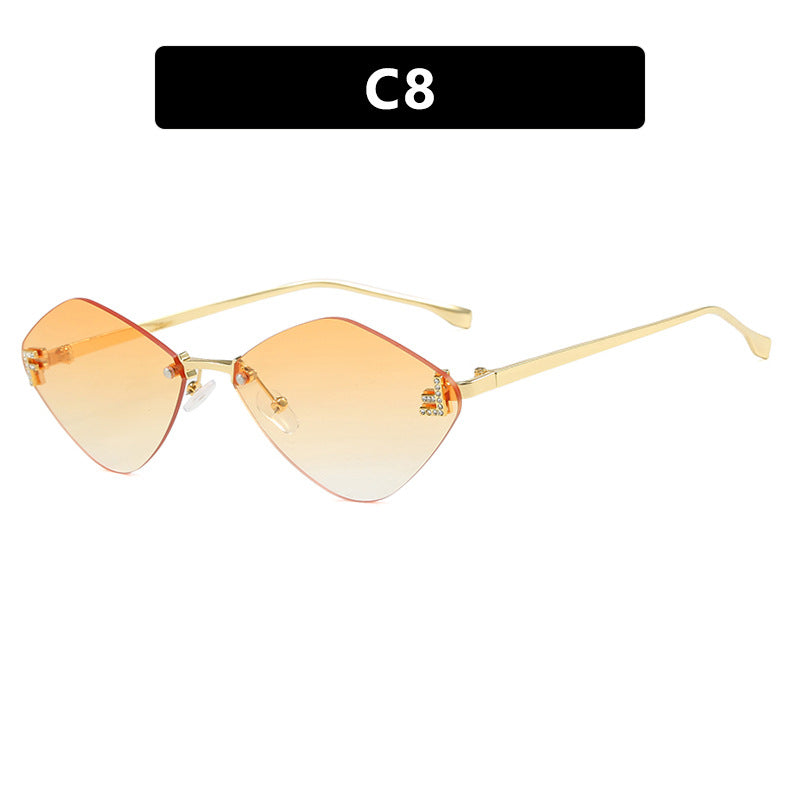 Damen geometrische Sonnenbrille im extravaganten Design mit gradienten Gläsern Brehn