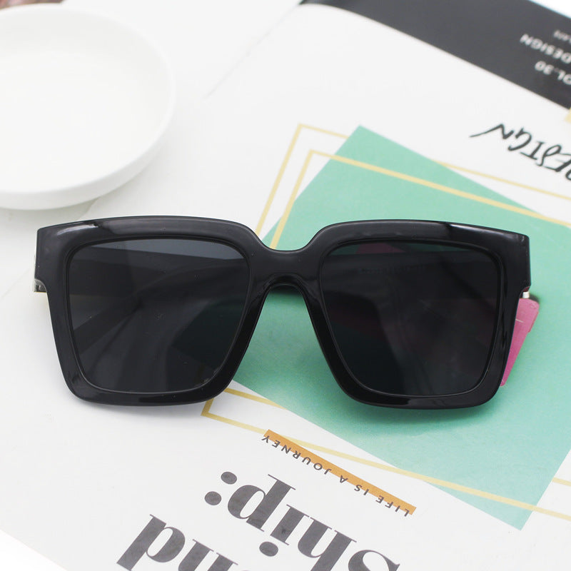 Damen modische quadratische Sonnenbrille mit hochwertiger UV-Schutztechnologie Brehn