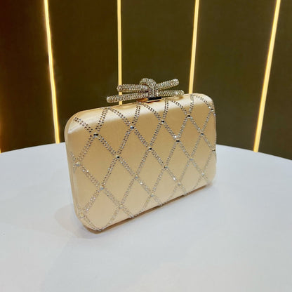Dekorative mit Strass besetzte Abend-Clutch