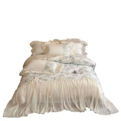 Romantisches Baumwoll-Bettwäscheset mit Chiffon-Volant, bestickten Schmetterlingen und Bettschürze Brehn