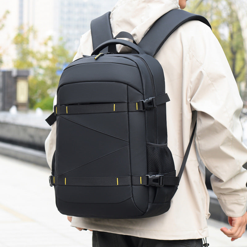 Moderner Rucksack mit Multidimensionalen Fächern und Atmungsaktivem Rücken Brehn