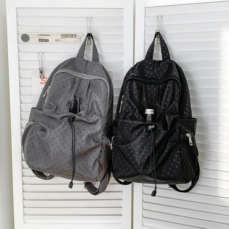 Freizeit-Rucksack mit Funktionaler Falttechnik und Mehreren Außentaschen Brehn