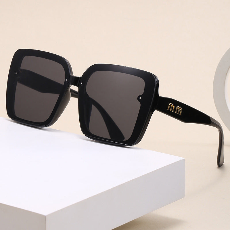 Damen modische quadratische Sonnenbrille mit gradienten Gläsern Brehn