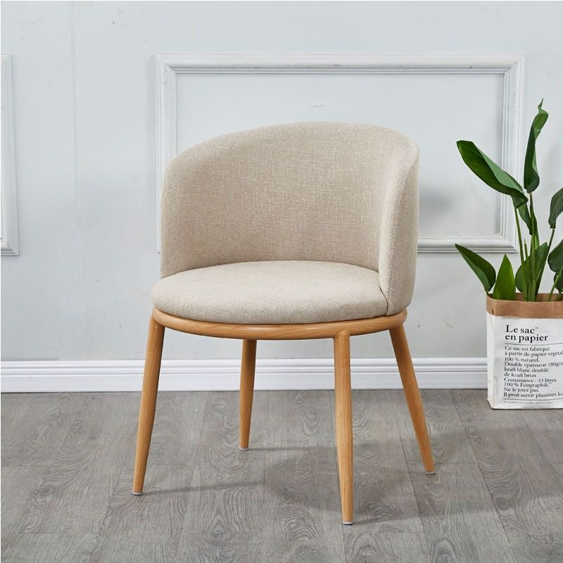 Polsterstuhl mit modernen Rundungen und bequemer Sitzfläche Brehn