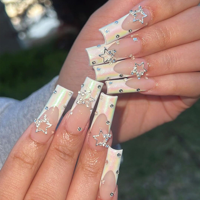 Glamouröse Glitzer-Stiletto Press-On Nägel Brehn