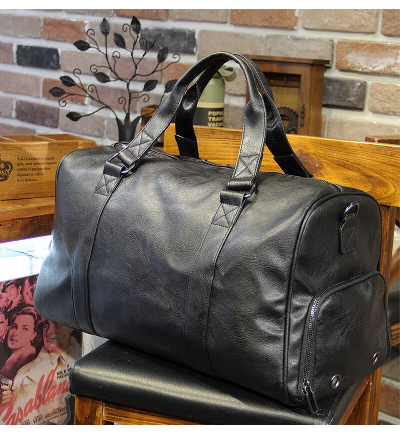 Stilvolle Reisetasche Aus Hochwertigem Kunstleder Brehn