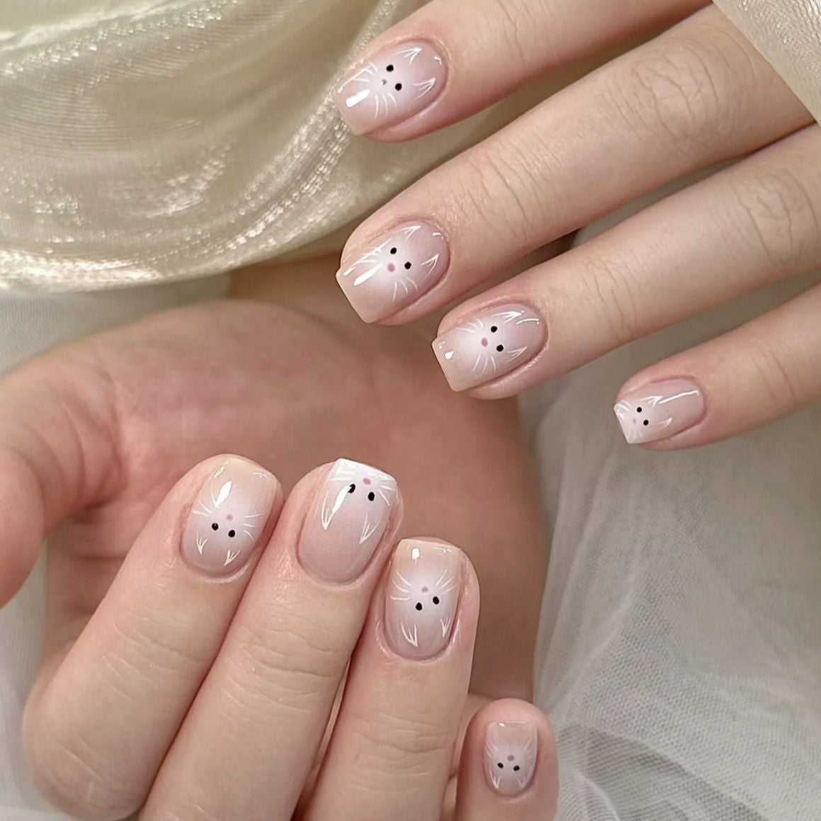 Künstlerisches Floral Design Press-On Nagel Set Brehn