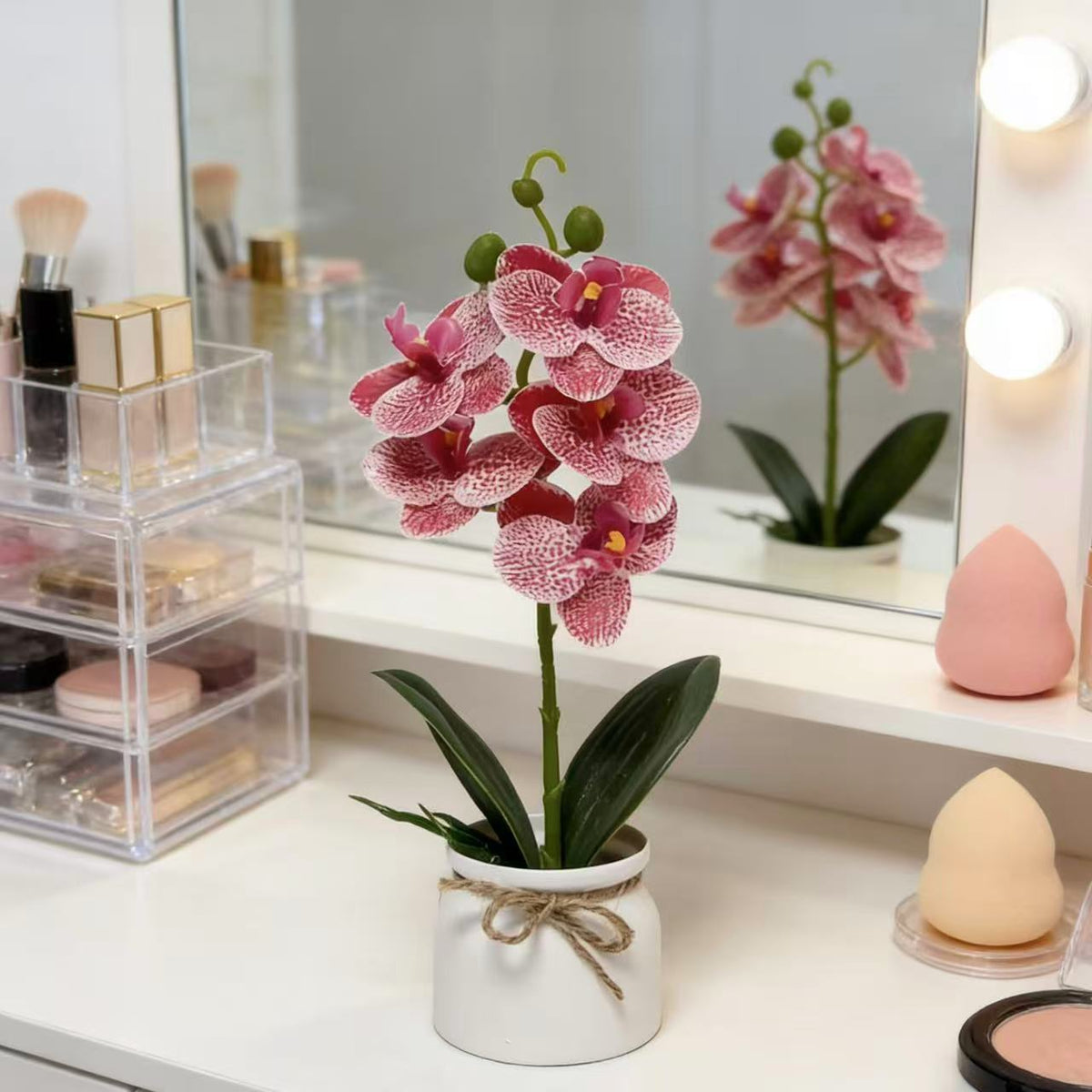 Lebensechte Orchideenpflanze Dekoration für die Wohnkultur