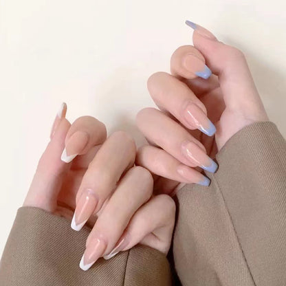 Kunstvolle French Nail Art Brehn