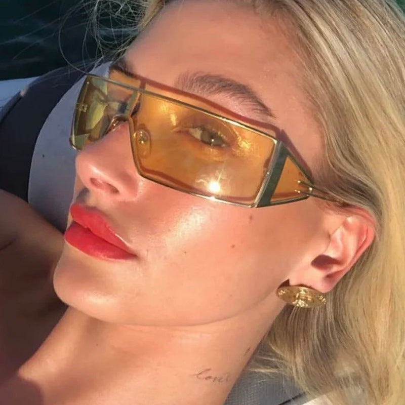 Damen geometrische Sonnenbrille mit futuristischem Design und strapazierfähigem Rahmen Brehn