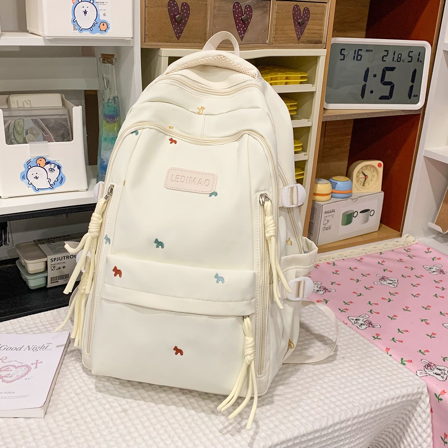 Süßer und funktionaler Multi-Taschen-Schulrucksack