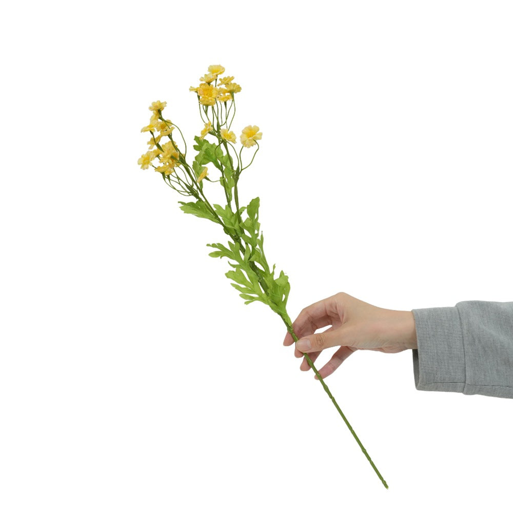 Realistische Blumenstängel-Anordnung