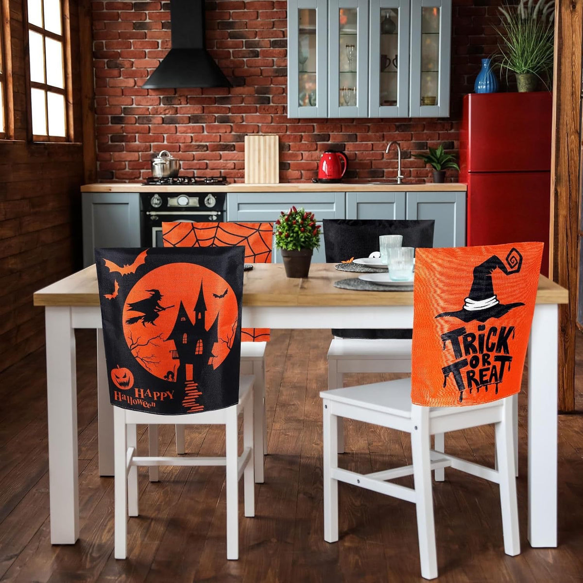 festliche Halloween-Stuhlhussen aus dehnbarem Polyester mit Hexenhut- und Schriftzug-Motiv