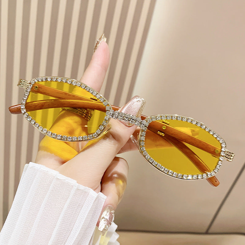 Damen Sonnenbrille im eleganten Glamour-Stil Brehn