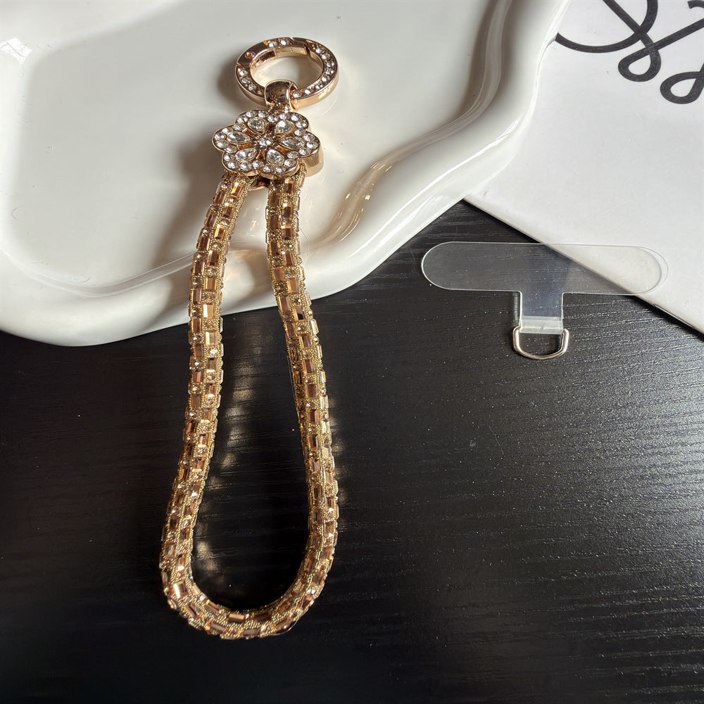 Eleganter Schlüsselanhängerhalter mit Kristallakzenten Brehn