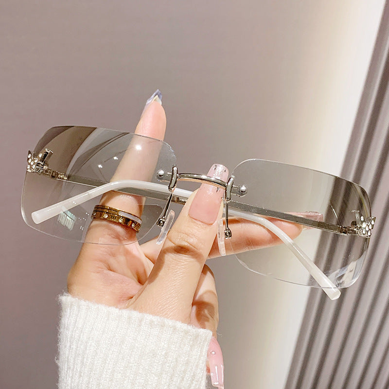 Damen Modische Sonnenbrille mit einzigartigem Rahmen und luxuriösen Akzenten Brehn