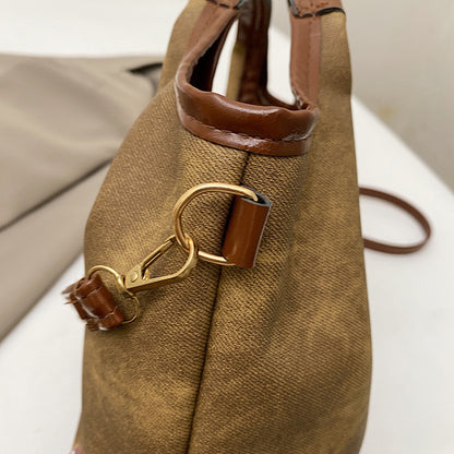 Glänzende Kunstleder-Handtasche