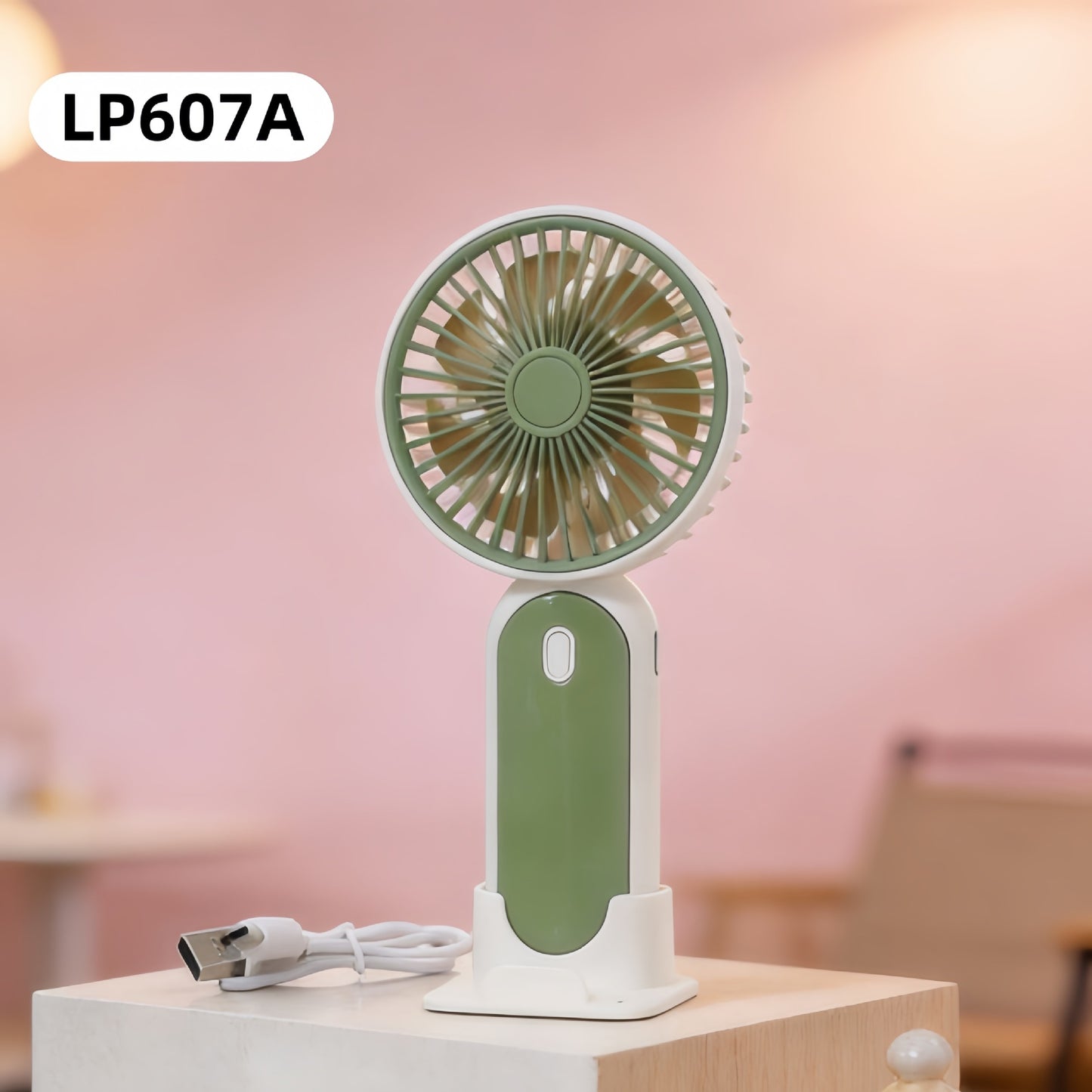 Damen Tragbarer Handventilator mit Niedlichkeitselementen und LED-Licht Brehn