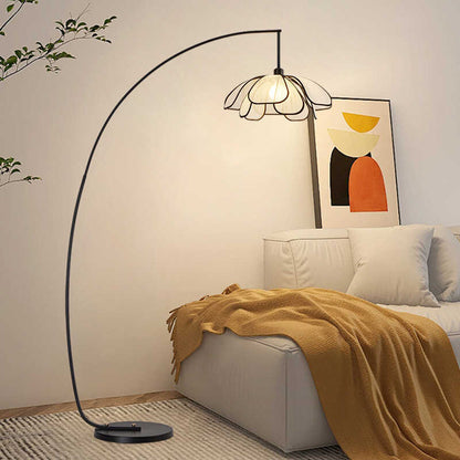 Kurbige florale Stehlampe