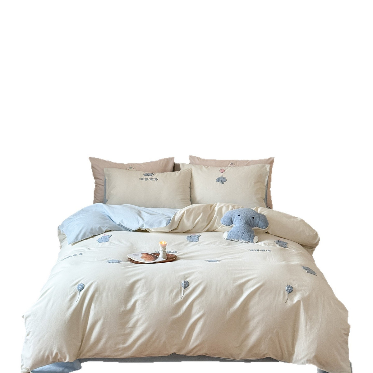 Wendbare Baumwollsatin-Bettwäschegarnitur mit aufgestickten Kuschelhund-Applikationen und extraweichem Finish