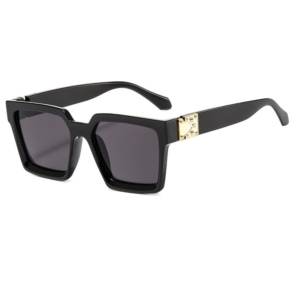 Damen stilvolle quadratische Sonnenbrille mit goldenen Akzenten Brehn