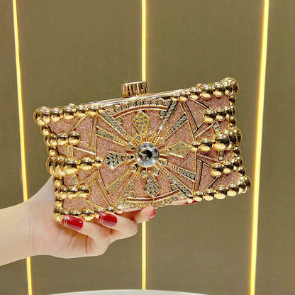 Glänzende dekorative Abend-Clutch