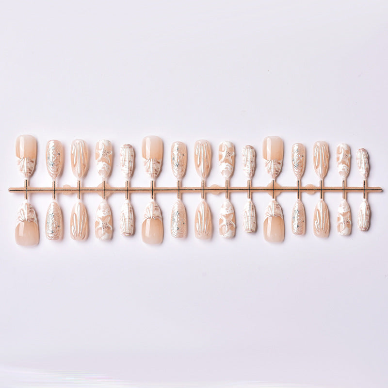 Künstlerisches von Muscheln inspiriertes Press-On-Nagelkunst-Set Brehn