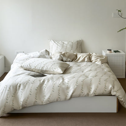 Elegante Bettwäsche-Garnitur aus extraweichem Baumwollsatin mit dezenter Aquarellstruktur
