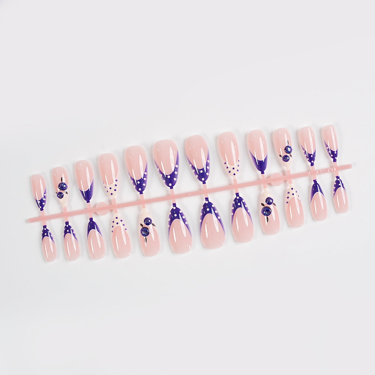 Kreatives Press-On Nail Art Set