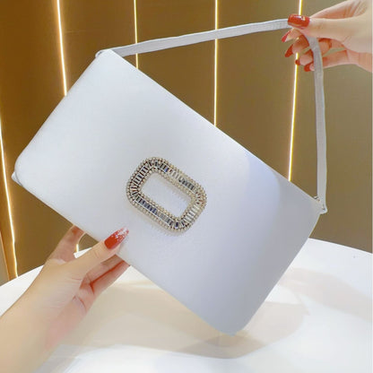Elegante Satin Abendtasche