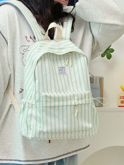 Süßer gestreifter lässiger Schulrucksack
