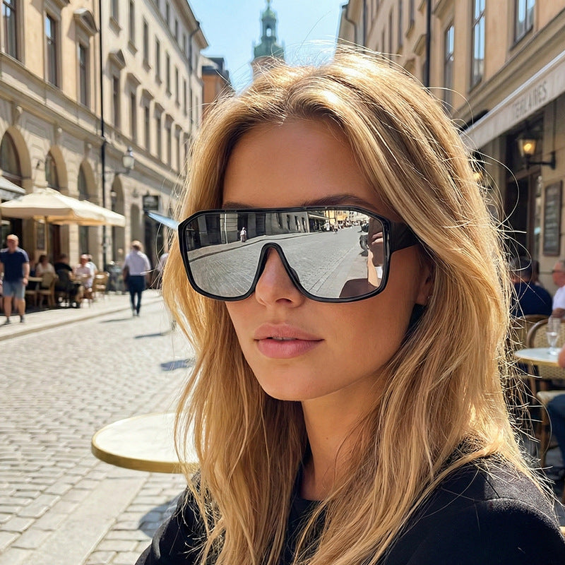 Damen Modische Oversized-Sonnenbrille im futuristischen Design Brehn
