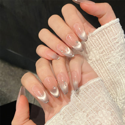 Elegante Ombre Stiletto Press-On Nägel mit funkensprühenden Akzenten Brehn