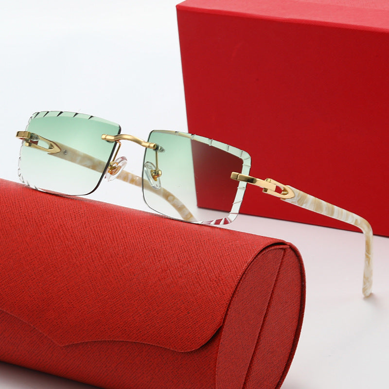 Damen modische quadratische Sonnenbrille mit goldenem Metallakzent und edlem Rahmen Brehn