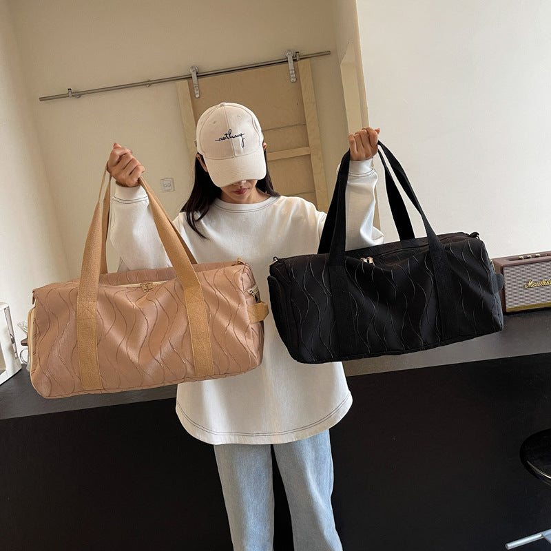 Sportliche Reisetasche mit Stilvollem Wellenmuster Brehn