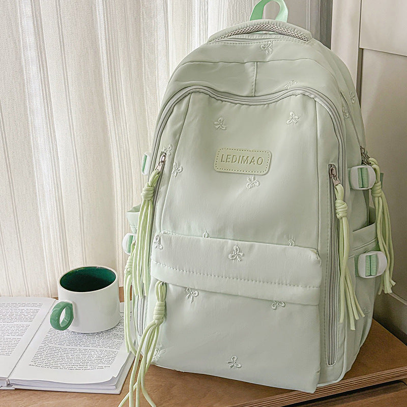 Stylischer Mehrfach-Taschen-Rucksack mit Anhänger Brehn