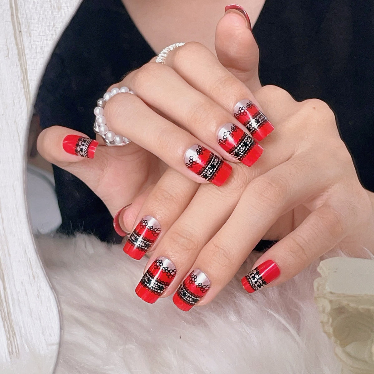 Dekoratives Press-On Nail Art Set