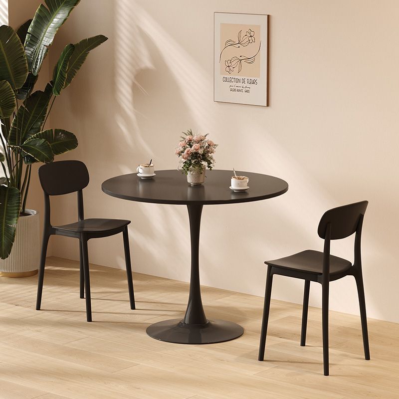 Moderner ergonomischer Esszimmerstuhl Brehn