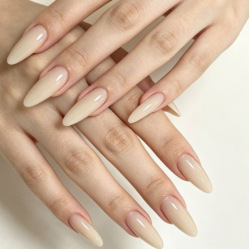 Elegante mandelförmige Acryl-Nagelerweiterungen Brehn