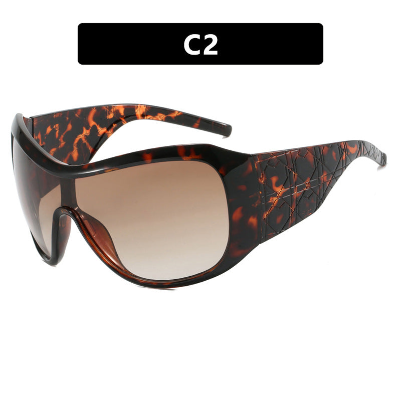 Damen Sportsonnenbrille mit breitgeschütztem Rahmen und polarisierenden Gläsern Brehn