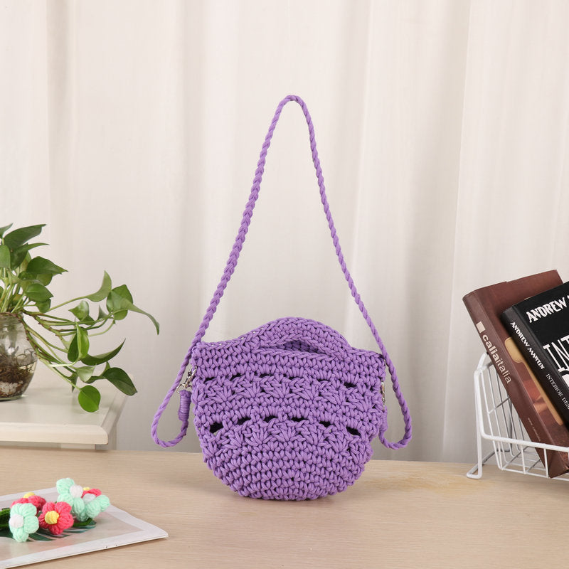 Handgefertigte Umhängetasche mit Einzigartigem Strickdesign Brehn