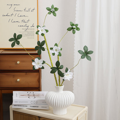 Eleganter Kunstblütenzweig mit realistischen Blüten und Blättern Brehn