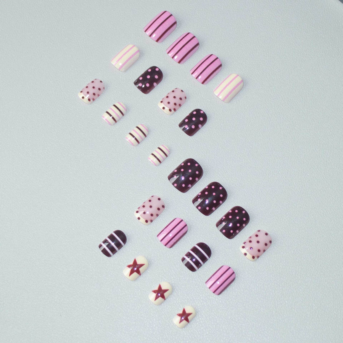 Künstlerisch von Desserts inspirierte Nagelkunst