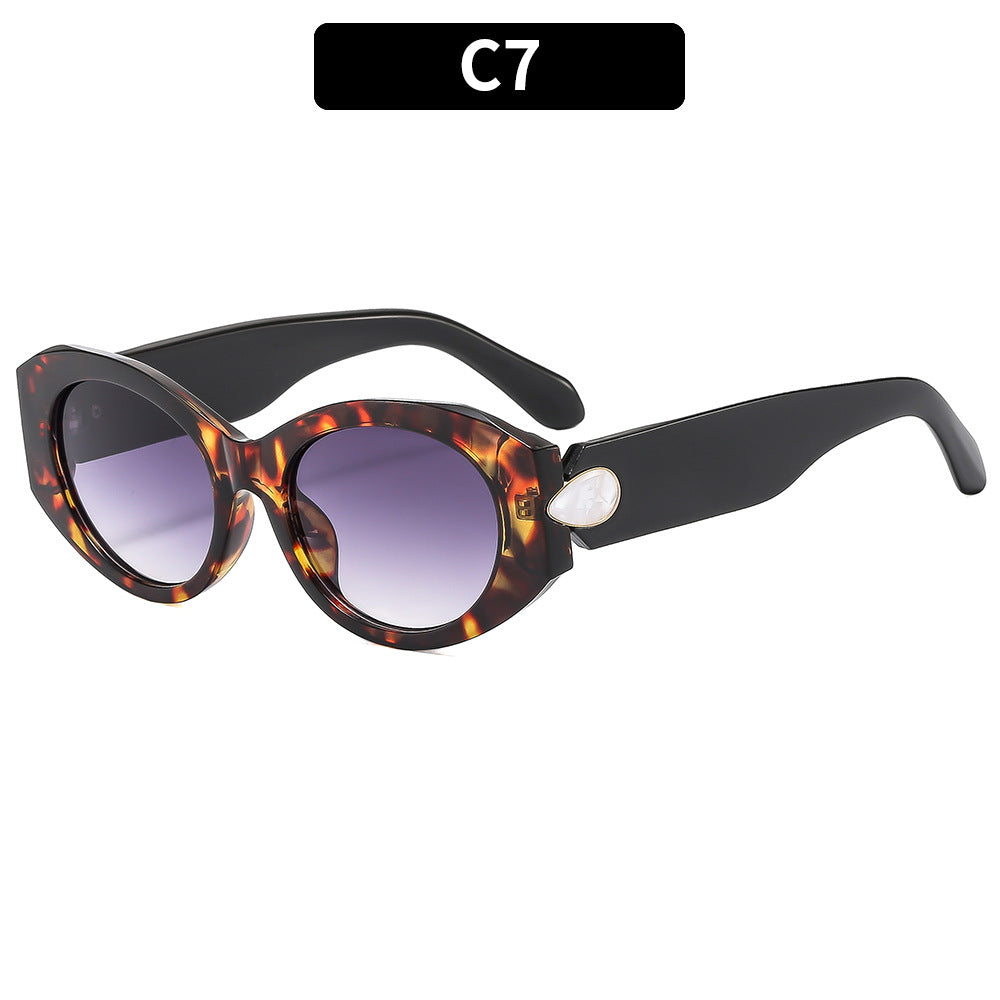 Künstlerisches Statement Katzenauge Sonnenbrille