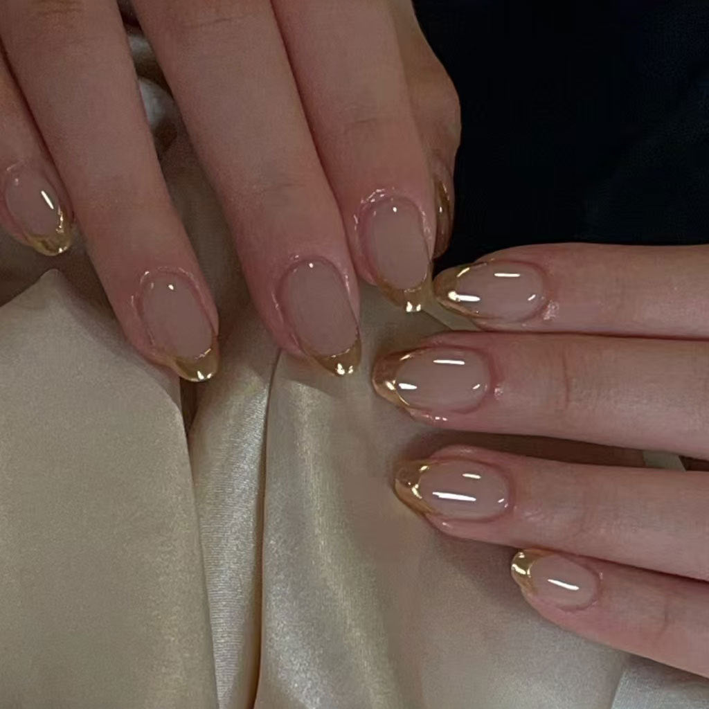 Elegantes Metallic-Spitze Nagelkunstset